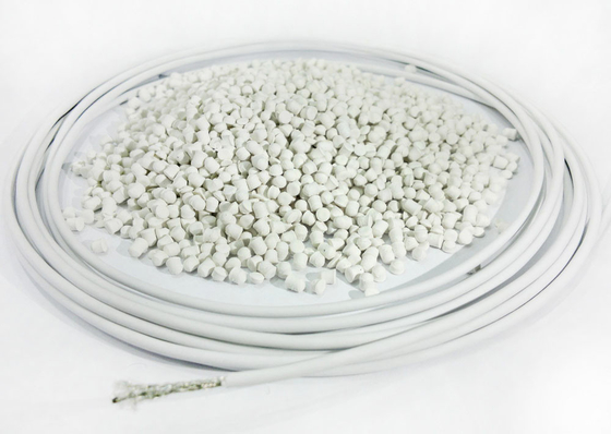 Flame Retardant 1.39g/Cm3 PVC Compound poly vinyl chloride For Wire And Cable
